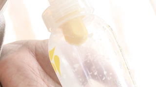 Claire Hotcheeks Milk Pump!